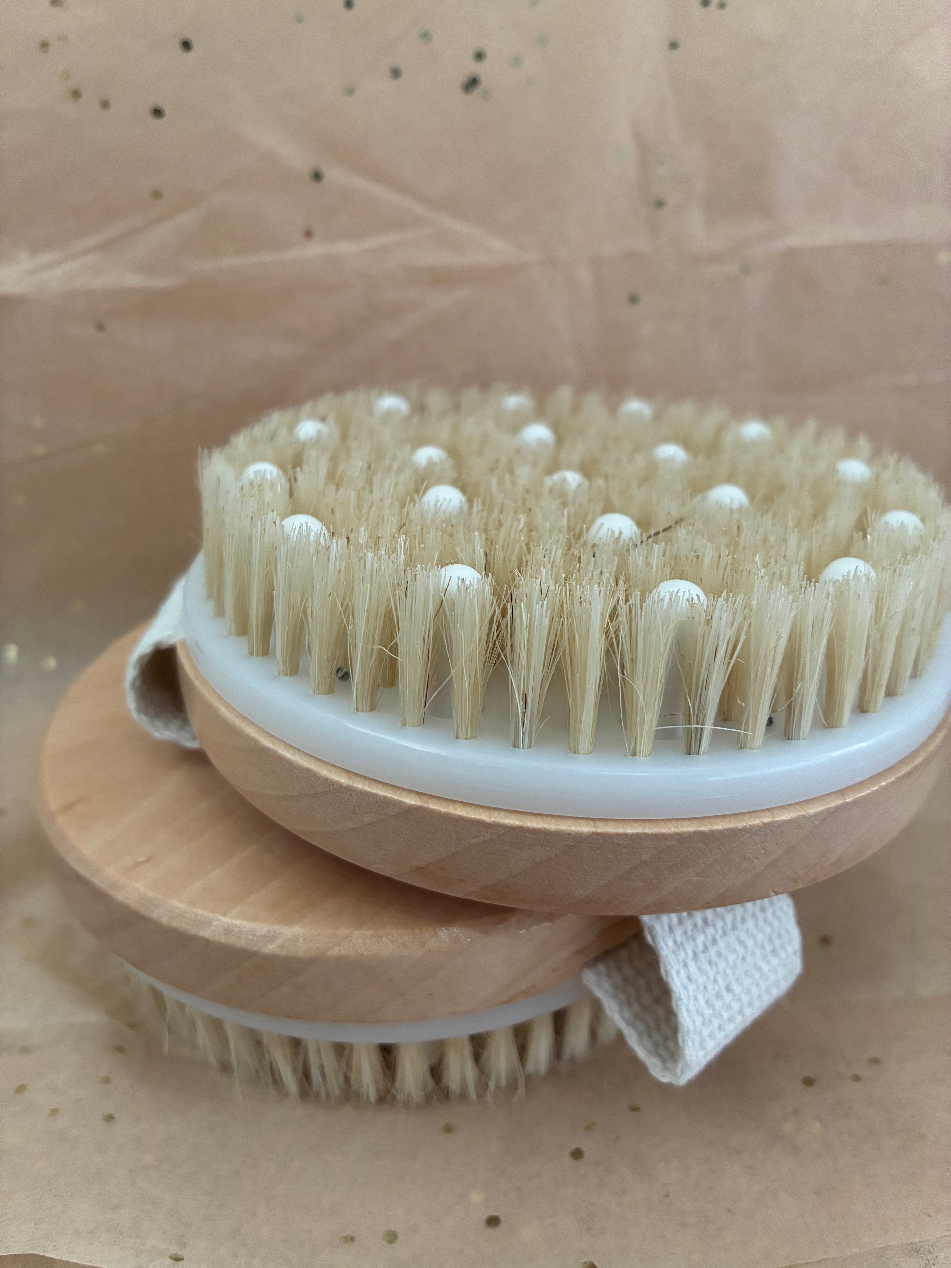 Dry body brush