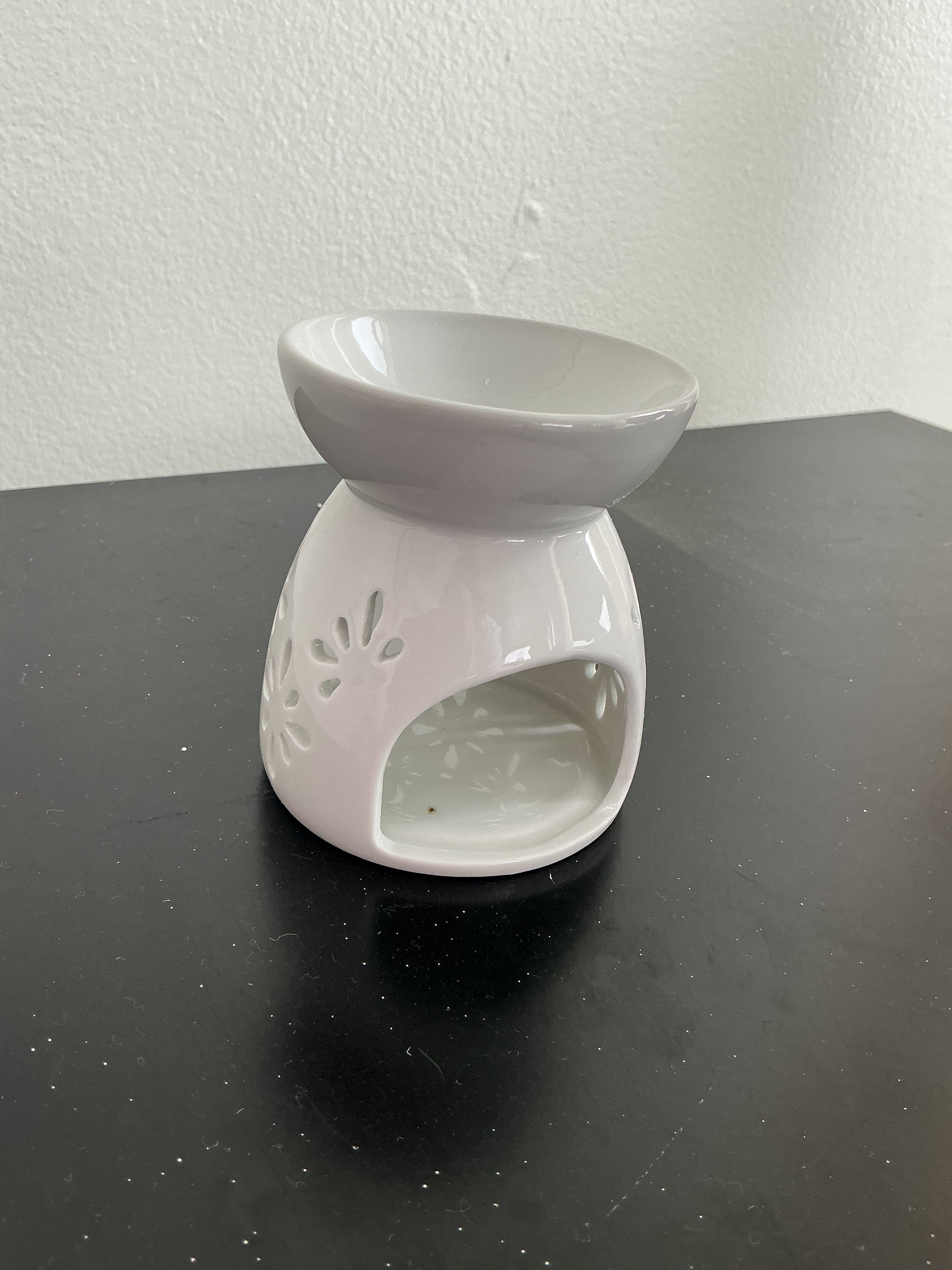 Ceramic candle warmer
